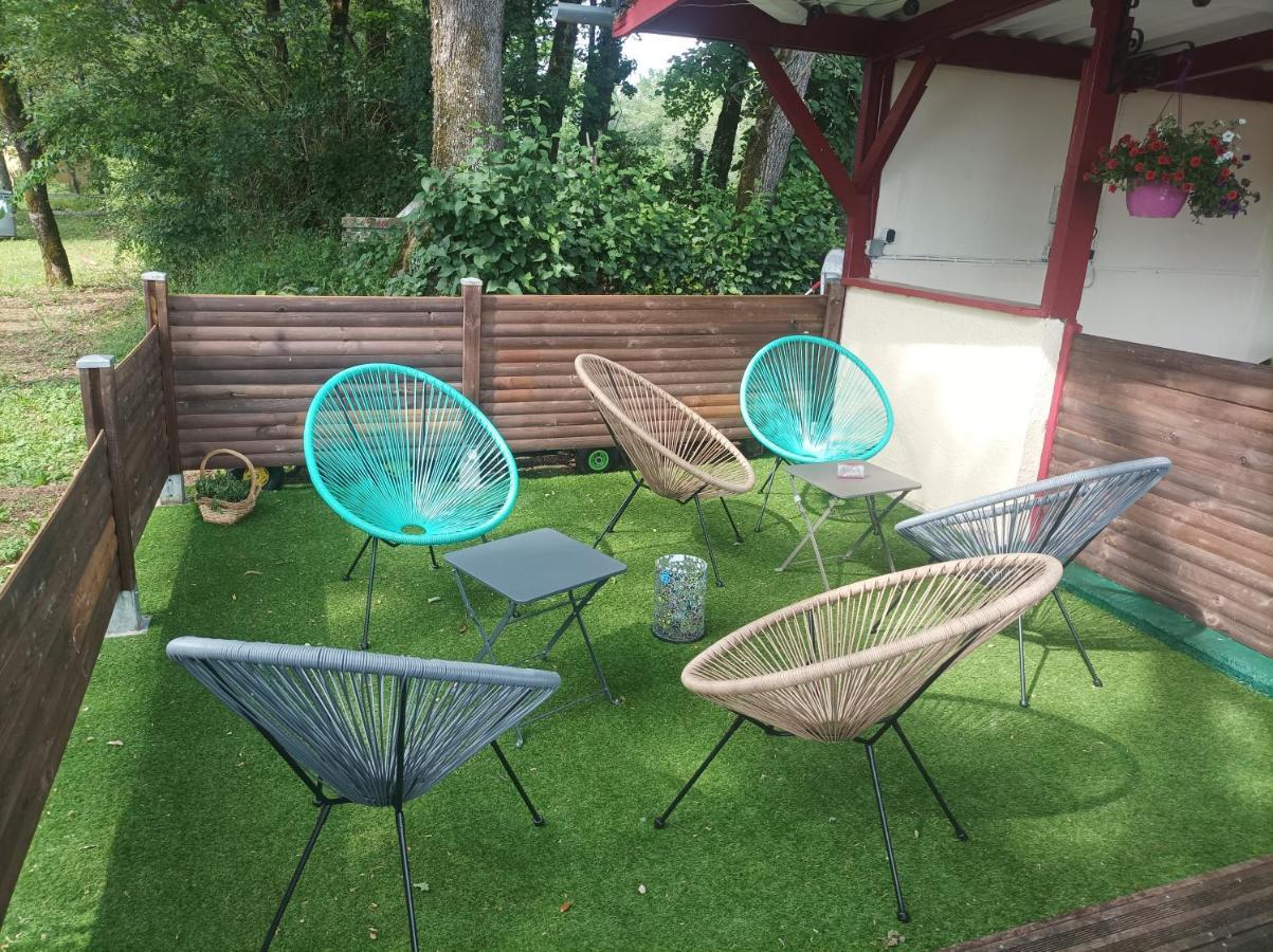 7-Gite-7 Personnes Au Coeur De La Nature /Piscine Saint-Aubin-de-Nabirat Esterno foto